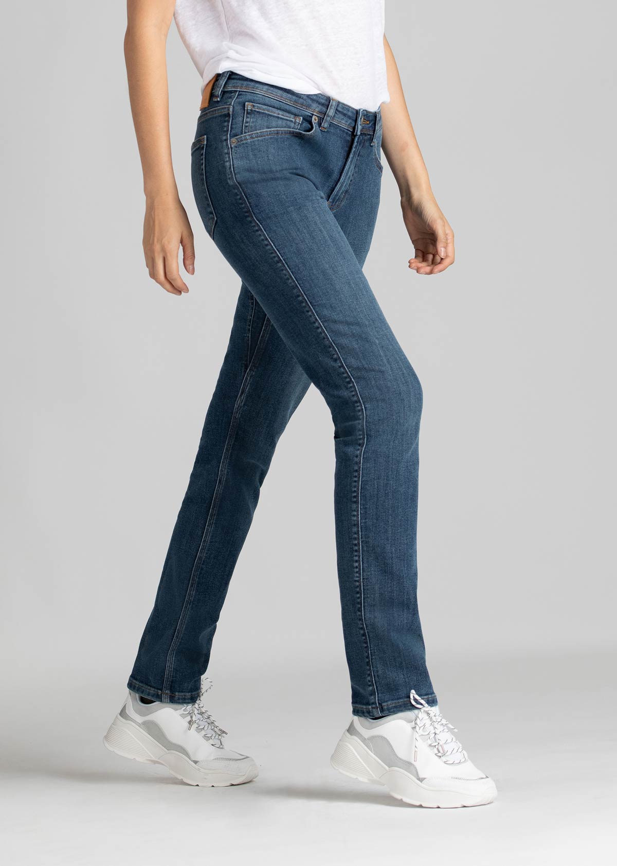 Performance Denim Slim Straight Jeans Women