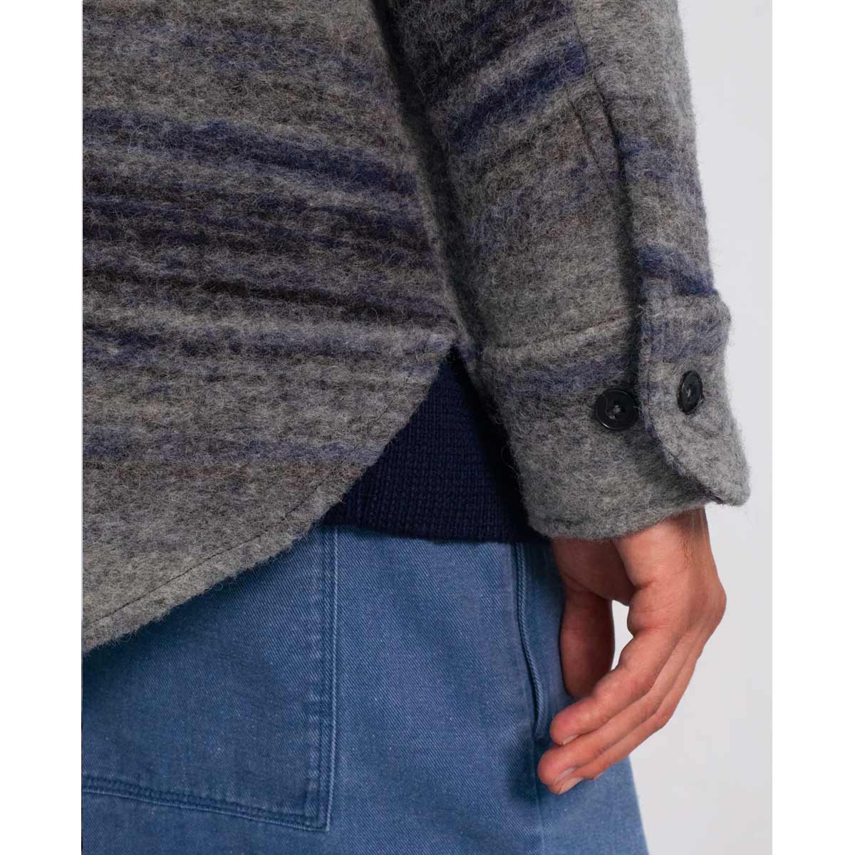 ROTHOLZ Relaxed Overshirt Unisex Rotholz_RelaxedOvershirtWool-Blend-NavyGreyStripe_08, Bekleidung, Mantel, Strickwaren, Pullover, Jacke