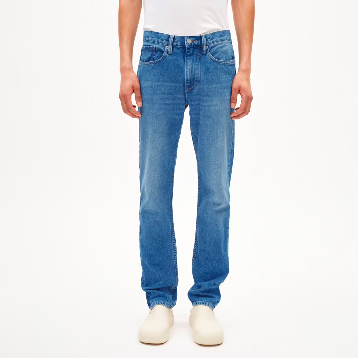 ARMEDANGELS Dylaano Straight Fit Jeans Herren Armedangels_DYLAANO-Jeans-Men_sprinkle-blue_04