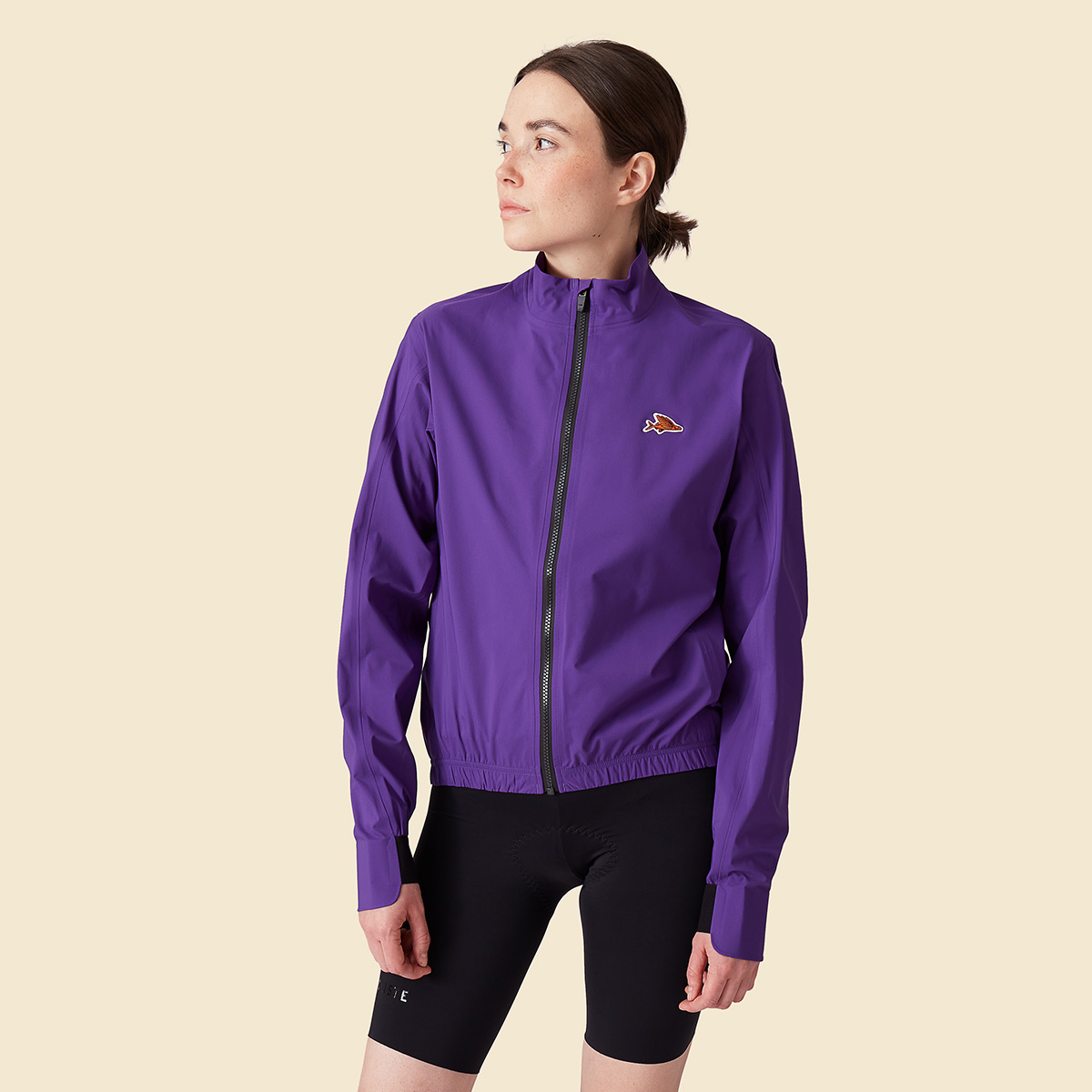 Café du Cycliste Suzette Regenjacke Damen Cafe-du-Cycliste-SUZETTE_Womens_Waterproof-Jacket_Amethysist_05