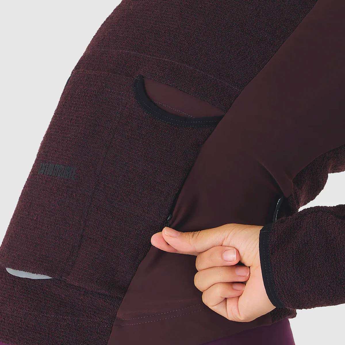 Marguerite Merino Long Sleeve Jersey Women Cafe-du-Cycliste_Marguerite_Merino-Long-Sleeve-Jersey_Women_Quetsche_05