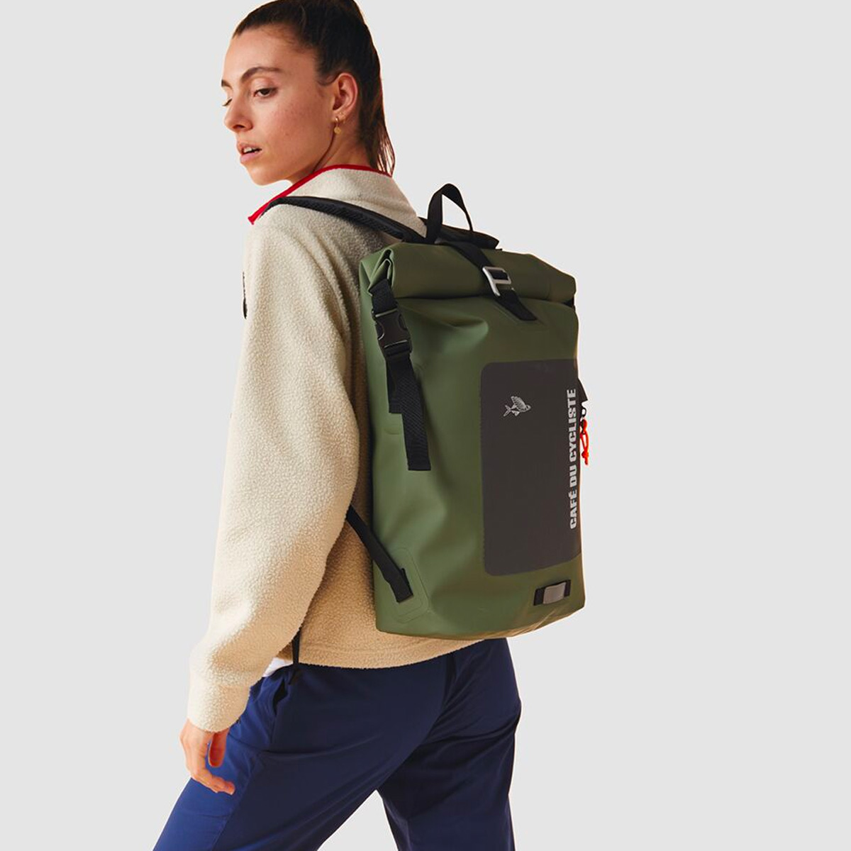 Café du Cycliste Wasserdichter 30L Rucksack Cafe-du-Cycliste_O-LUG-BACKP2_Waterproof-Backpack_khaki_03