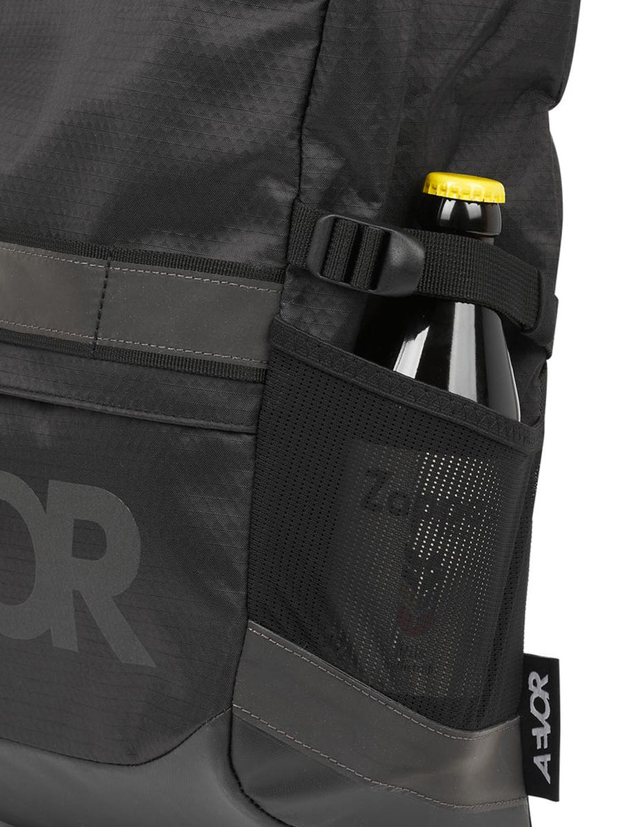 AEVOR Triple Bike 15L 3in1 Fahrradtasche AEVOR_Triple-Bike-Bag_proof-black_12