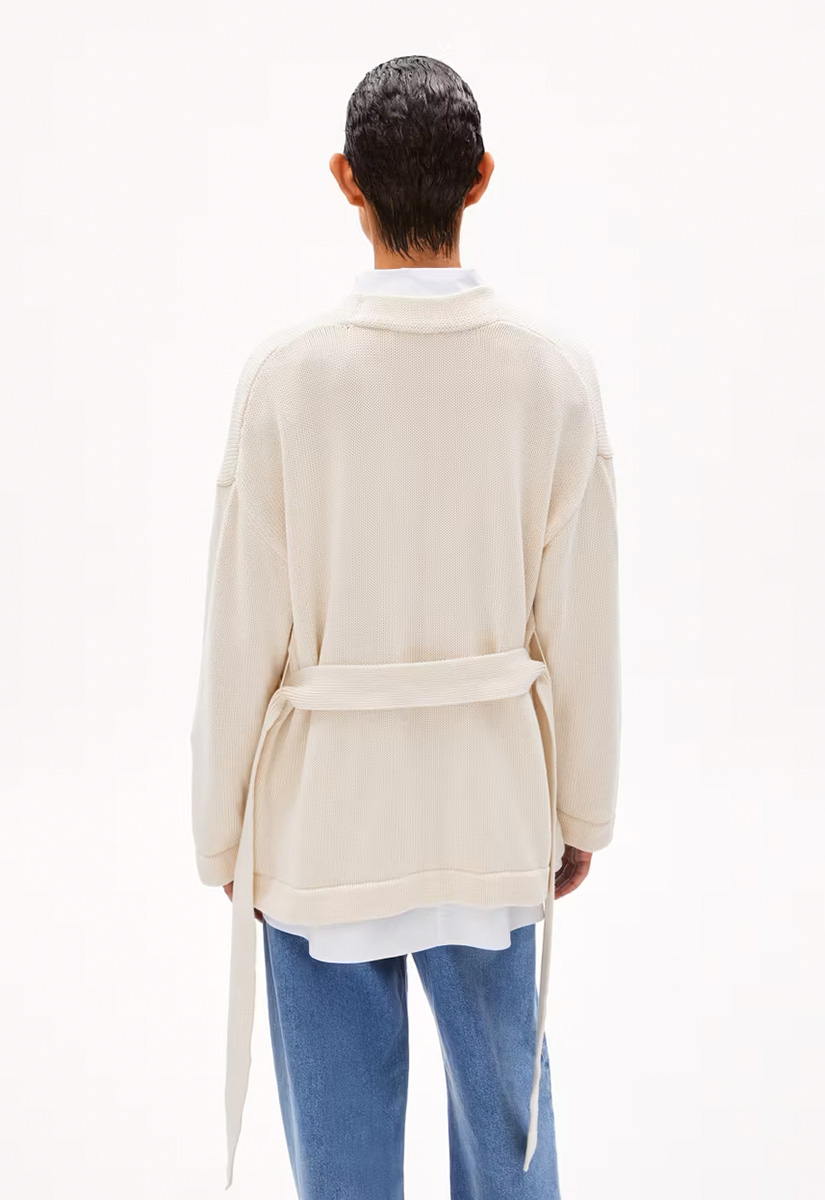 ARMEDANGELS Matheaa Strickjacke Damen AA_30005957-1609_MATHEAA_white_03