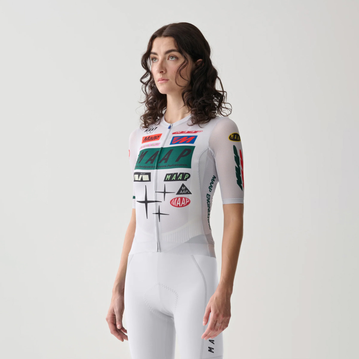 MAAP Drome Pro Air Jersey 3.0 Radsport Trikot Women Damen Icicle MAAP Drome Pro Air Jersey 3.0 Radsport Trikot Women Damen Icicle am Model vorne