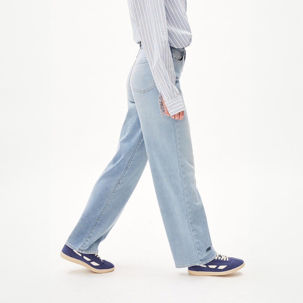 ARMEDANGELS Enijaa Hemp High Waist Wide Leg Jeans Damen AA_30003668-1952_ENIJAA-HEMP-mineral-blue_05