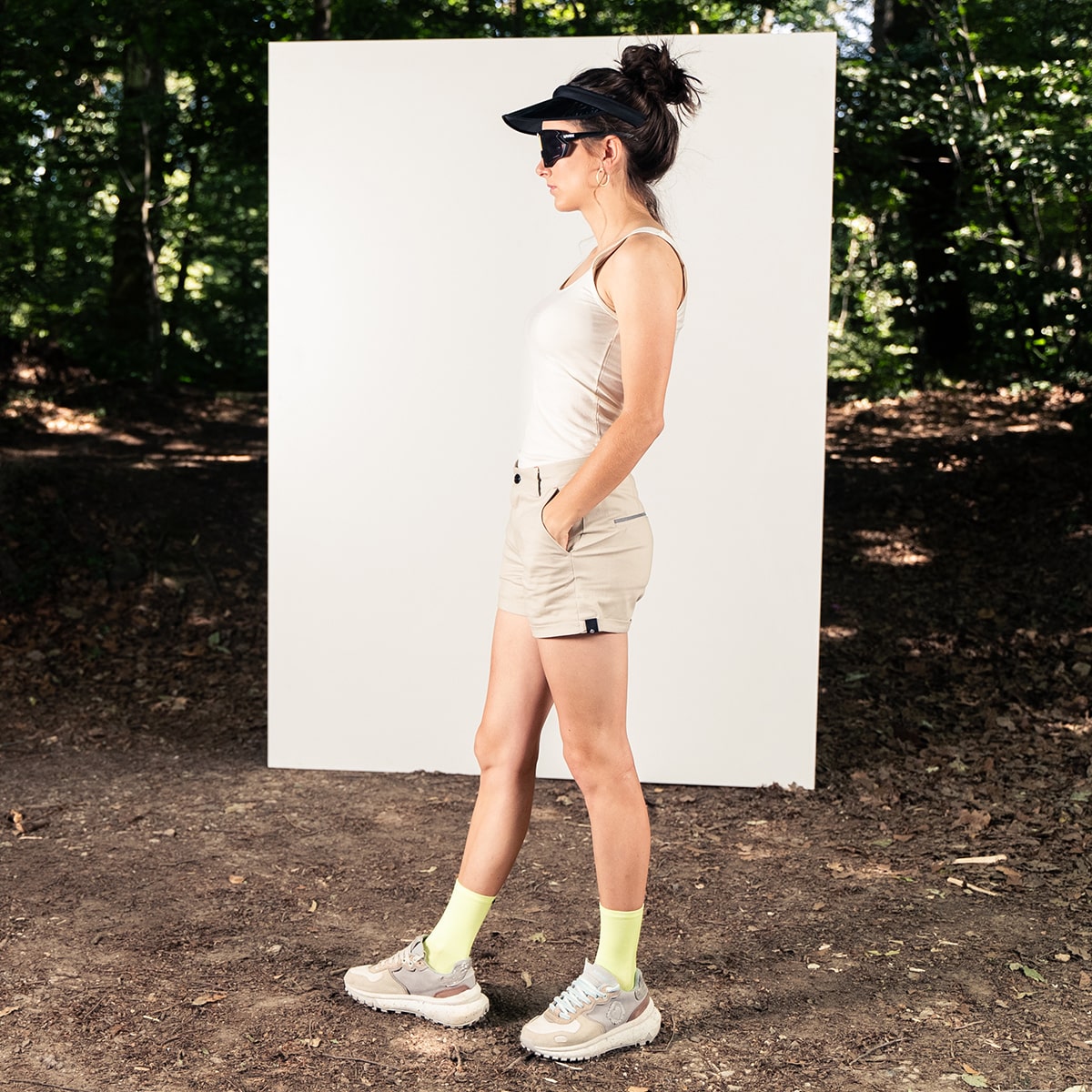 Sigr Strandvägen Cycling Chino Shorts Damen outfits-lynn-sigr-chino-shorts