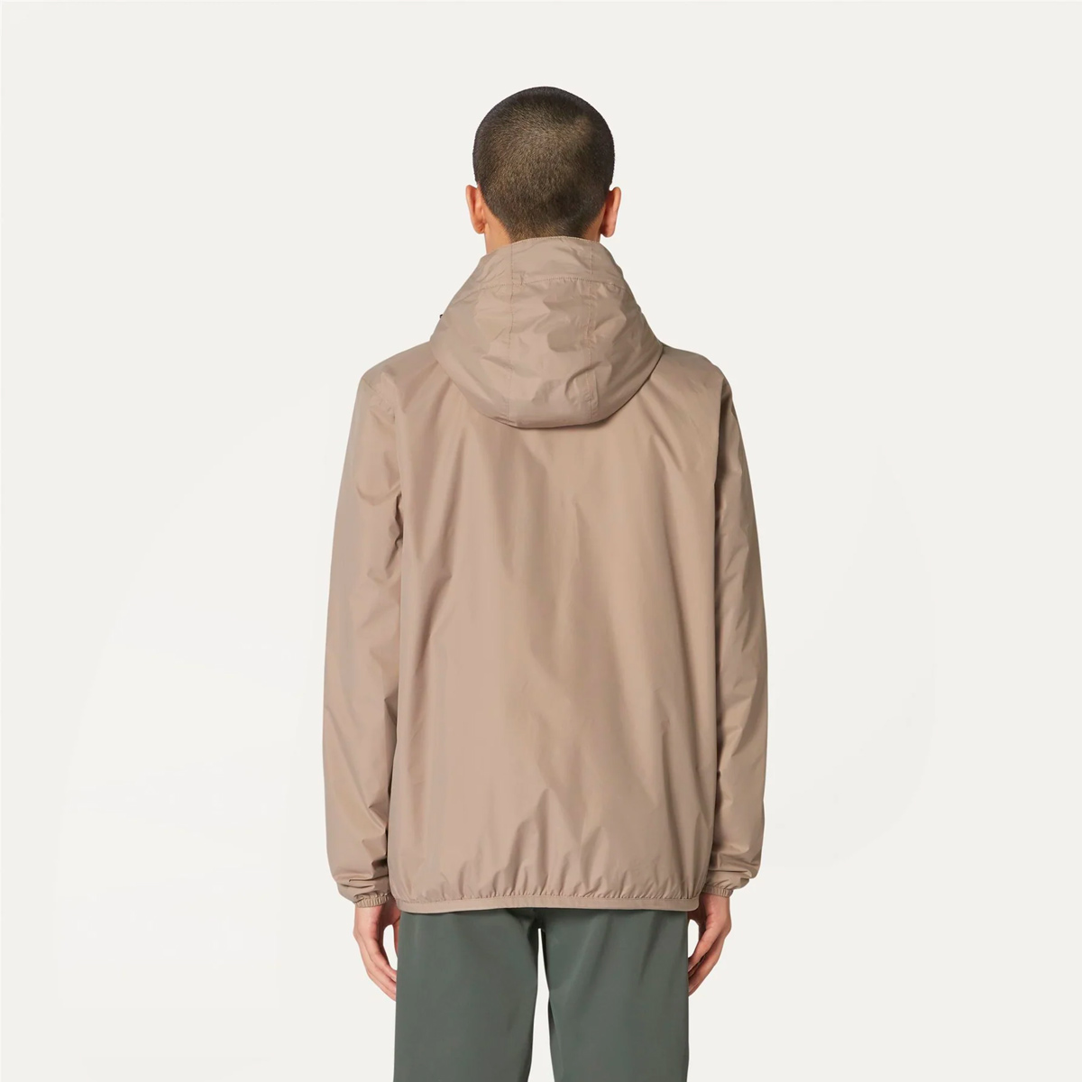 K-WAY Le Vrai 3.0 Claude Regenjacke Unisex K-Way_Le-Vrai-3.0-Claude-warm_jacket_beige-taupe_05