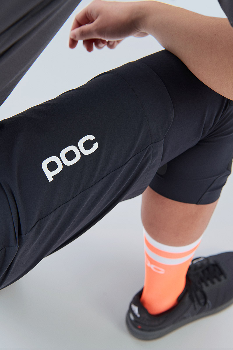 POC Essential MTB Shorts Damen PO52857_1002_Ws_EssentialEnduro_Shorts_UraniumBlack_06