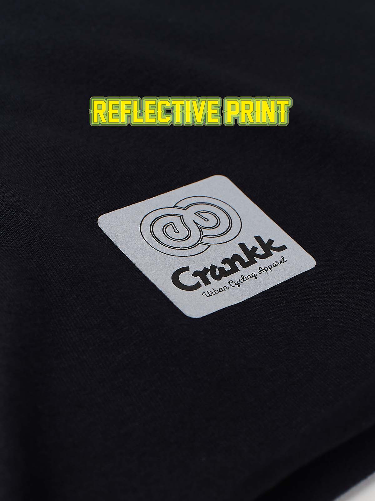 Basic-tshirt-black-men-detail-reflective-T-SHIRTS-3