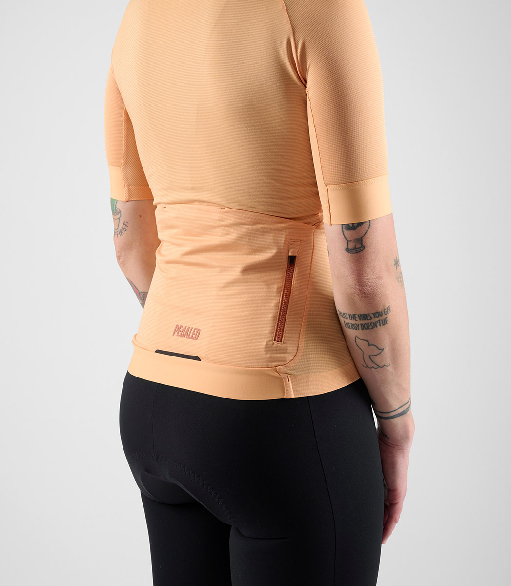 PEdALED Element Lightweight Radtrikot Damen PEdALED_W_ELEMENT_LTW-JERSEY_light-orange_07
