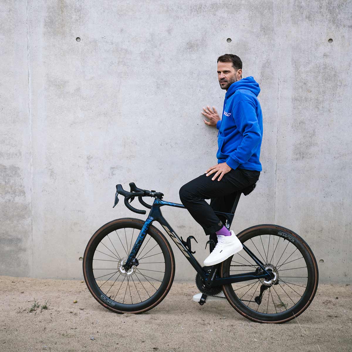 GENVELO Logo Hoodie Unisex GENVELO_Hoodie_blue_03