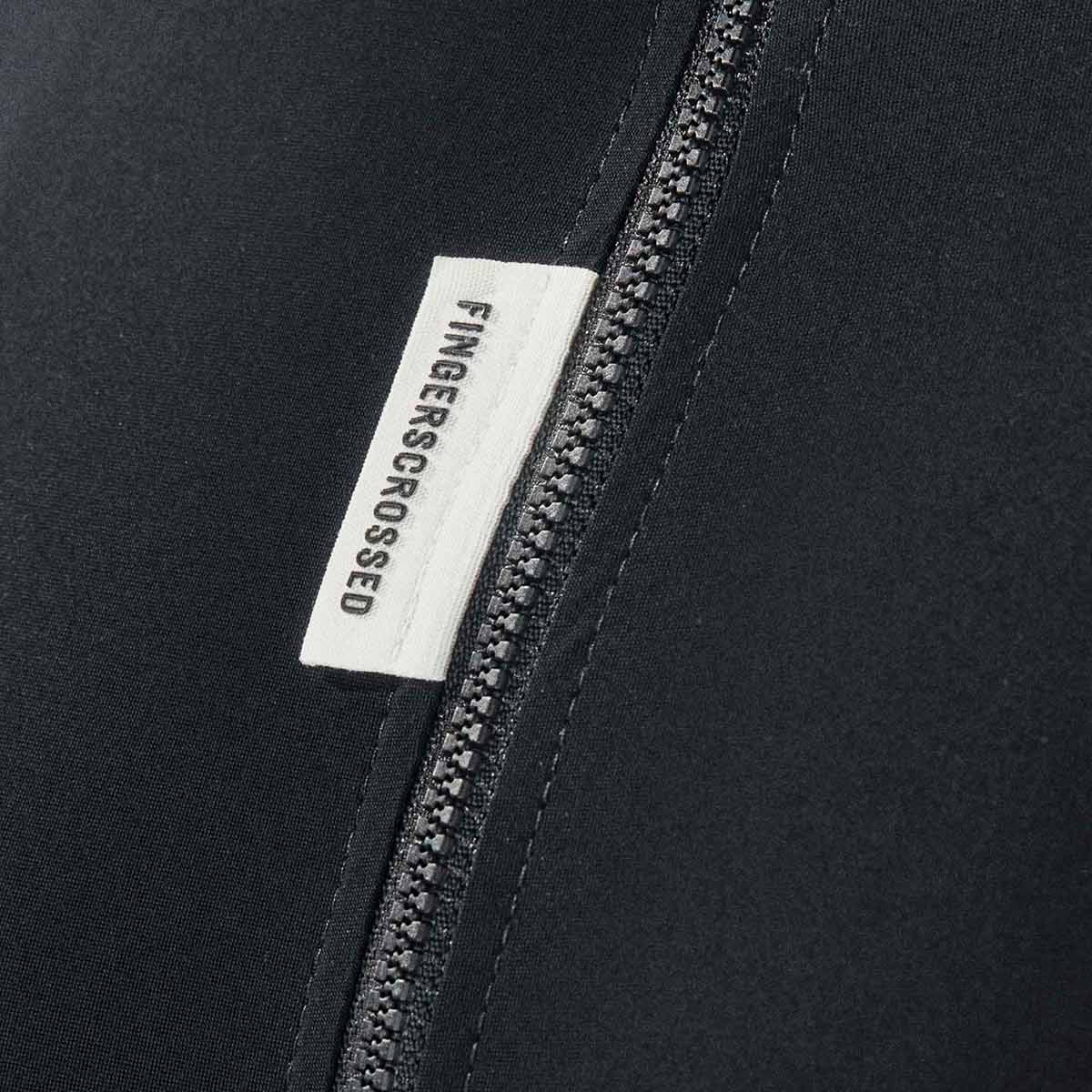 FINGERSCROSSED ROAD JERSEY MEN Fahrradtrikot Trikot Rennrad Männer kurzarm shortsleeve black schwarz FINGERSCROSSED ROAD JERSEY MEN Fahrradtrikot Trikot Rennrad Männer kurzarm shortsleeve black schwarz Reißverschluss Logo Details