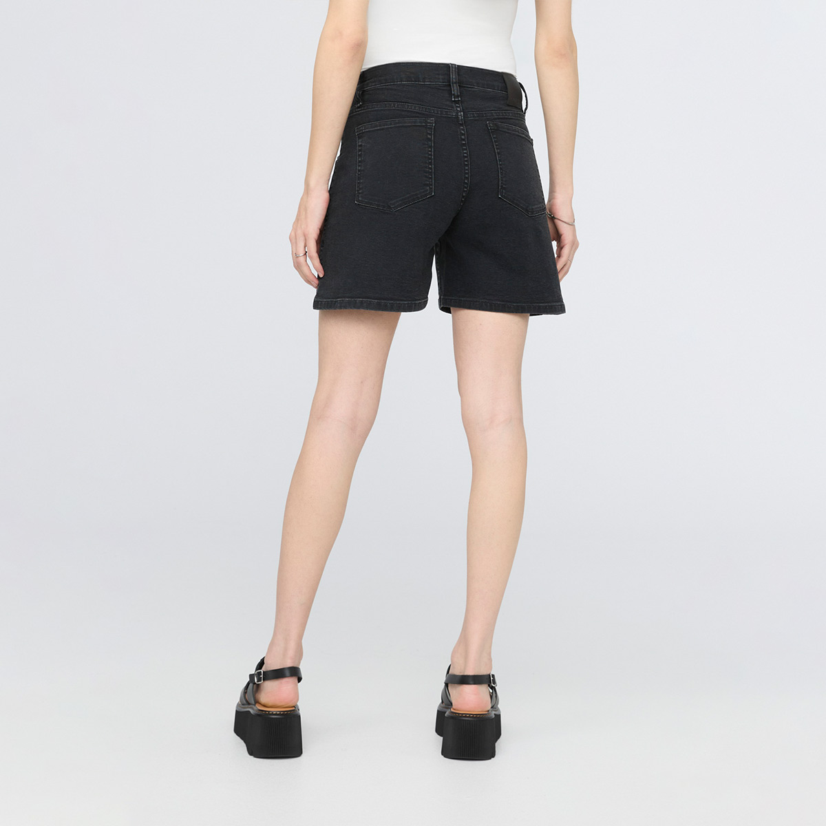 DUER Stretch Canvas High Waist Relaxed Jeans Shorts Damen DUER Stretch Canvas High Waist Relaxed Jeans Shorts Damen