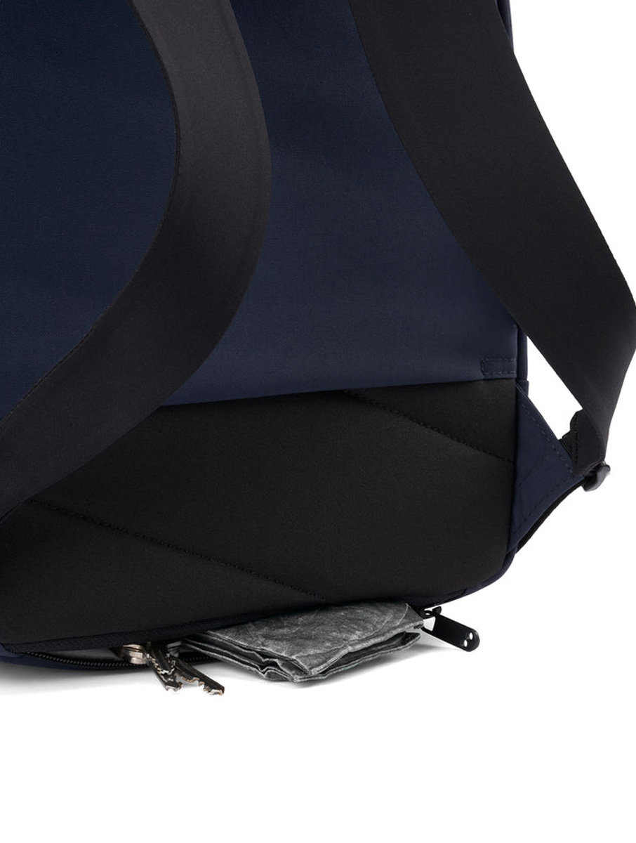 Pinqponq Kontor Solid 16L Business Rucksack Pinqponq Kontor Solid 16L Business Rucksack