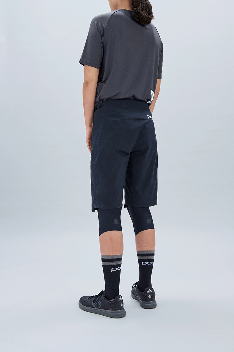 POC Essential MTB Shorts Damen PO52857_1002_Ws_EssentialEnduro_Shorts_UraniumBlack_05