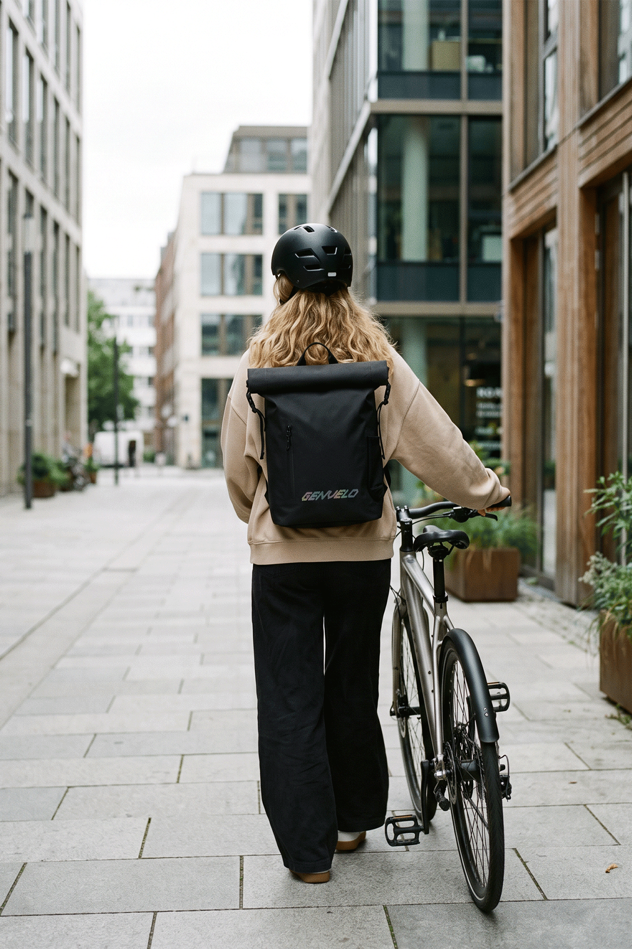 GENVELO_Rolltop-Rucksack_Fahrrad