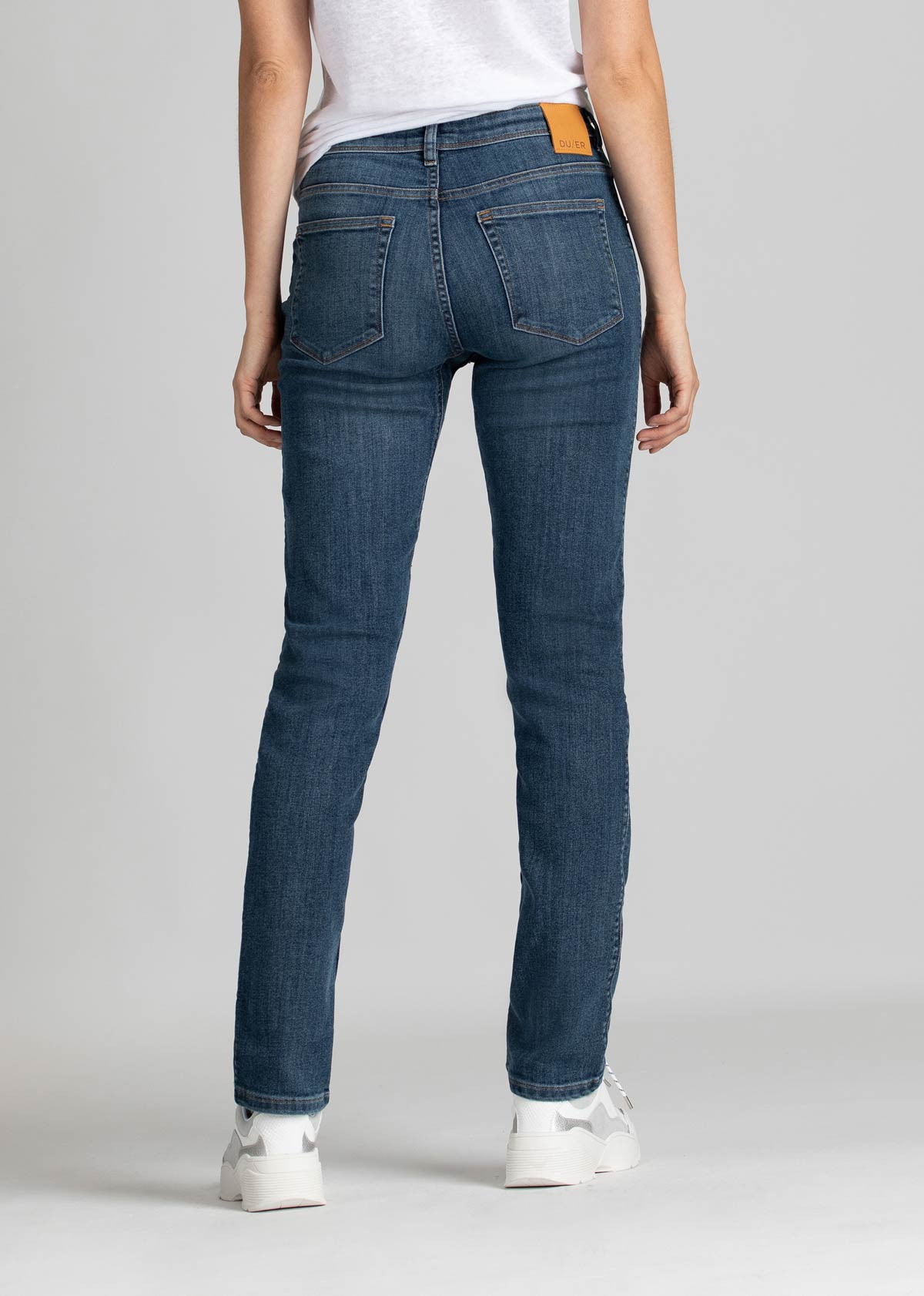 Performance Denim Slim Straight Jeans Women